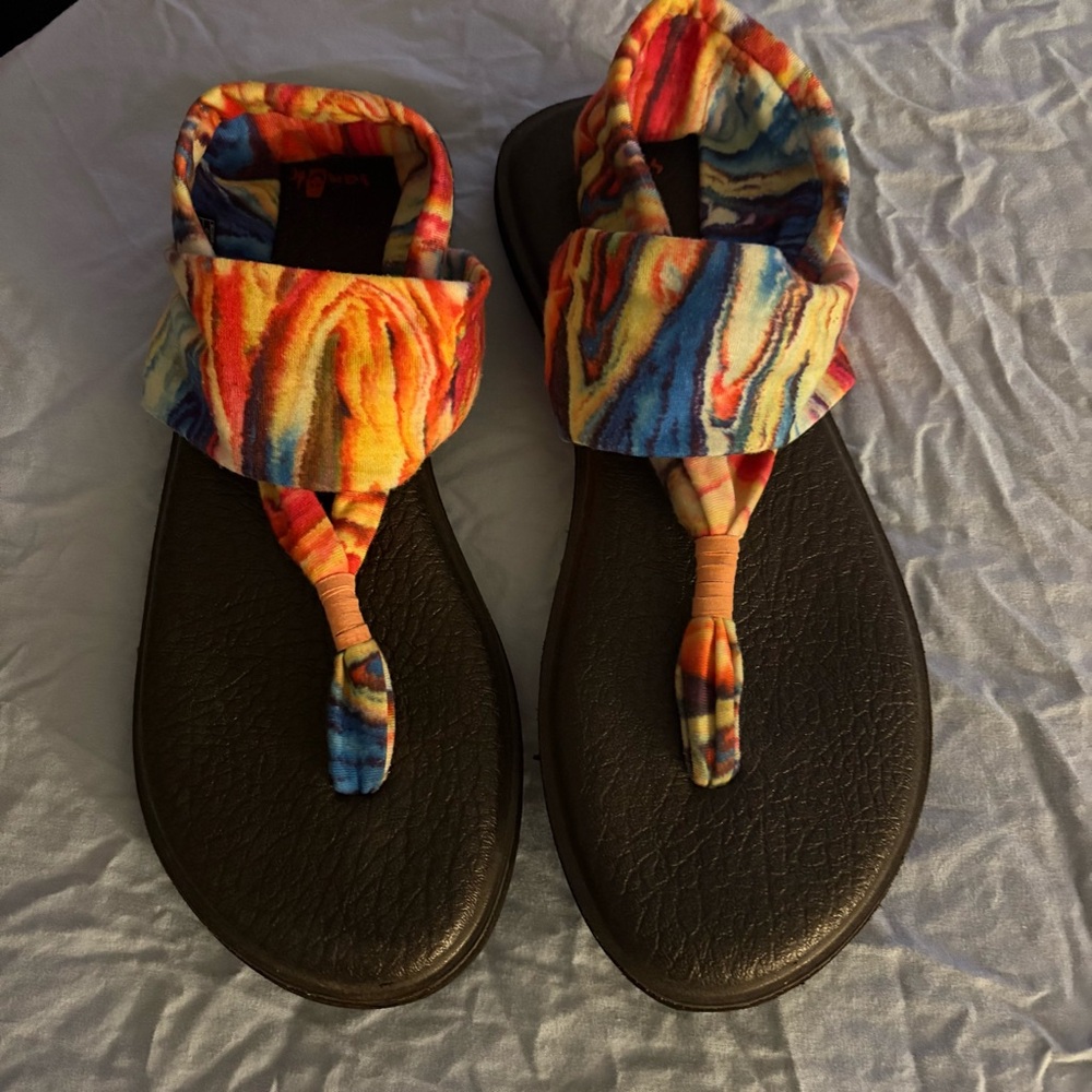 Sanuk Yoga Sling Sandals Women’s Size 9 Multicolor Tie Dye Comfort Thong